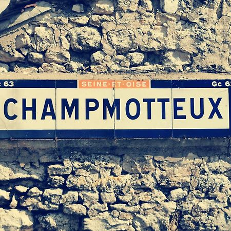 La Bulle Des Champs Bed and Breakfast Champmotteux Exteriör bild